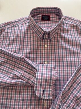 UNTUCKit Men's Pink and Blue Check Long-Sleeve Button-Down Shirt